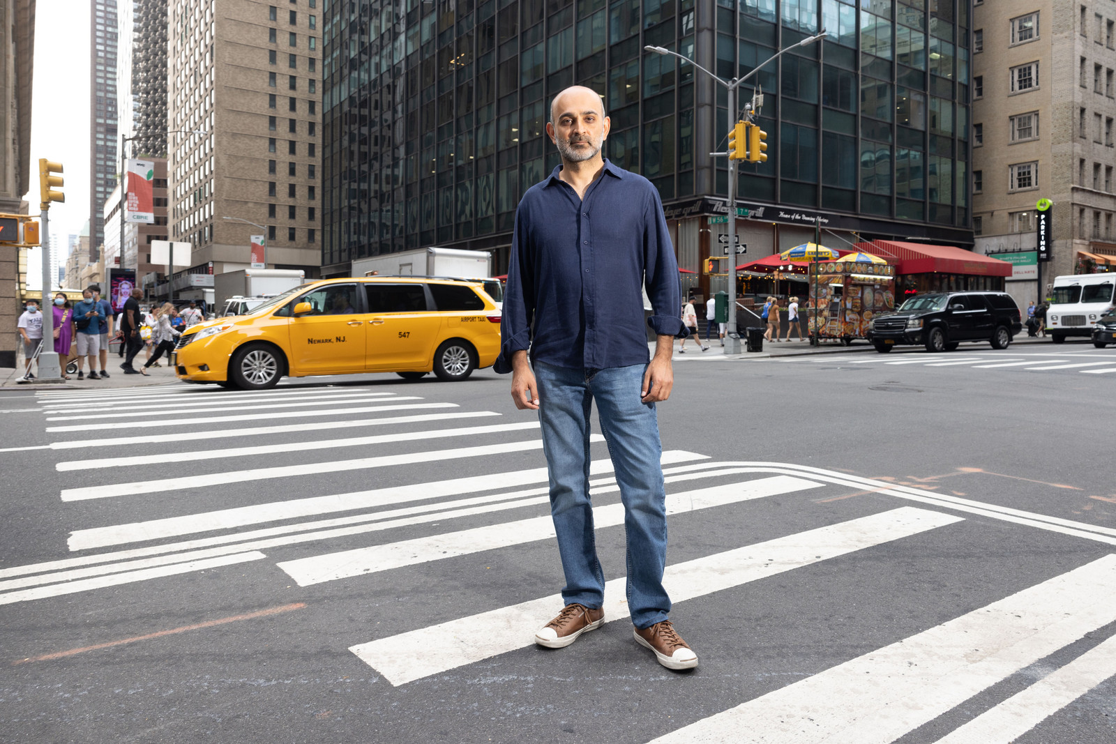 Mohsin Hamid Liefde is onzin in een wereld waarin iedereen geobsedeerd is met zichzelf foto