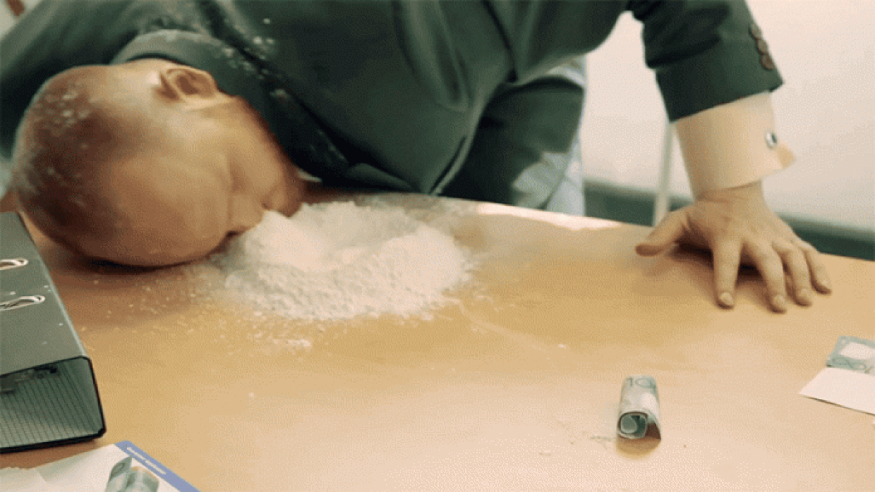 seks-op-coke-is-heel-fijn-in-plaats-van-het-snel-snel-af-te-werken-doe-je-er-acht-negen-uur-over
